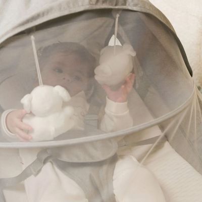 CADEIRA DE  BALANCO AUTOMATICA VIVALDI CINZA - INFANTI
