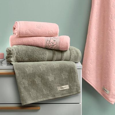 Toalha de Banho Infantil Karsten Estelar Rosa Suave 66x140 cm