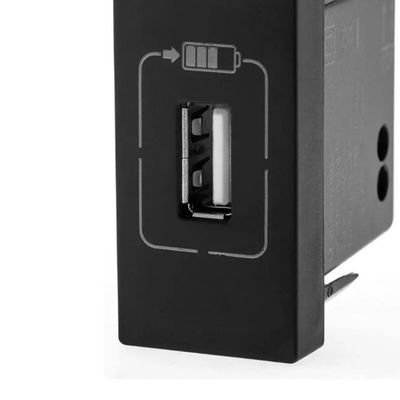 Carregador 1X USB 1500M a 1M Preta