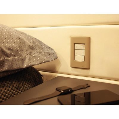Placa 3 Postos 4x2 Tramontina Giz Fendi Soft Touch com Suporte