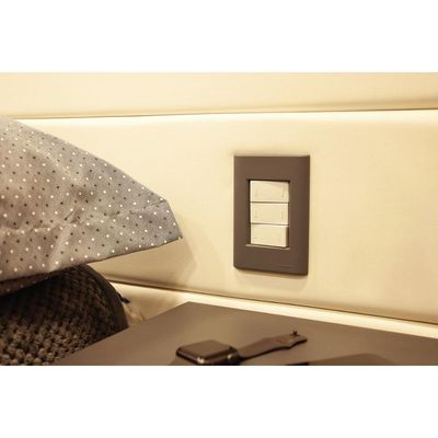 Placa 3 Postos 4x2 Tramontina Giz Titânio Soft Touch com Suporte