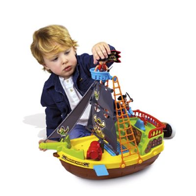 BARCO PIRATA - MARAL