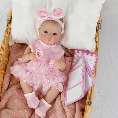 BONECA LAURA BEBE REBORN BABY ABBY 45CM 100% VINIL - SHINY TOYS