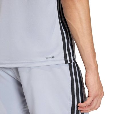 Camiseta Adidas Workout Essentials Base Masculina M / Cinza