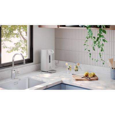 Purificador de Água Electrolux Efficient Compacto Água Natural com Tecnologia Acqua Pure (PN10B)