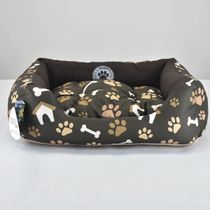 Cama Pet para Cães e Gatos KazzaVip Sarja 100% Poliéster Estampa Osso Patinhas e Casinha Tamanho(P)Marrom