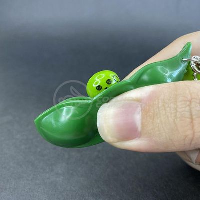 Chaveiro Ervilha Brinquedo Anti Stress Silicone Verde