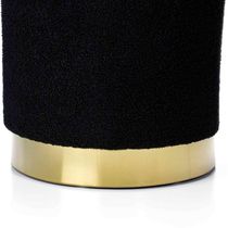Puff Redondo Em Bouclê Preto Com Detalhe Dourado Na Base 40cm