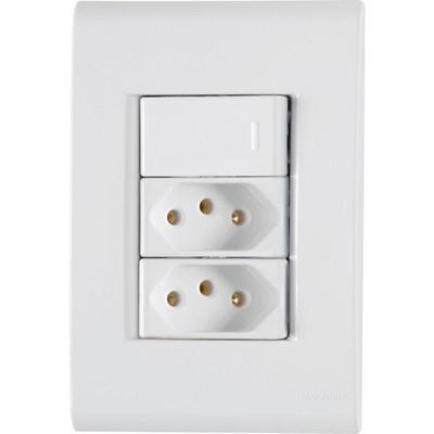 Conjunto 4x2 com 1 Interruptor Simples 10 A 250 V e 2 Tomadas 2P+T 20 A 250 V Tramontina Liz Branco