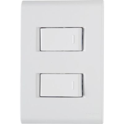 Conjunto 4x2 com 2 Interruptores Simples Tramontina Liz 10 A 250 V Branco