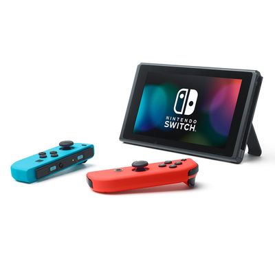 Console Nintendo Switch + Super Mario Kart 8 Deluxe Bundle Vermelho e Azul