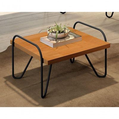 Mesa De Centro Com Pés Em Metal Tubular Pinus Metal Preto