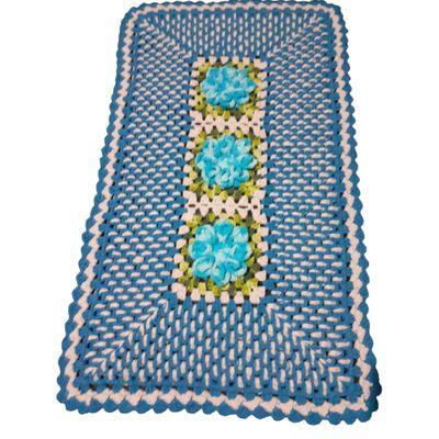 Tapete de crochê Artesanal Azul com flor