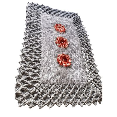 Tapete de Luxo crochê Artesanal Cinza com Flor