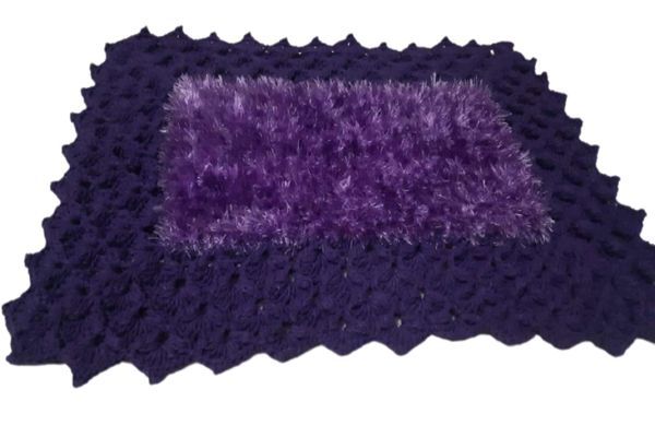 Tapete de crochê luxo roxo Artesanal