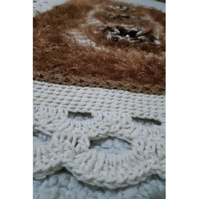 Tapete de crochê branco e marrom Artesanal