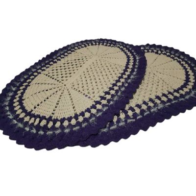 Tapete de crochê oval branco e azul Artesanal