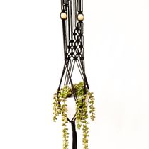 Suporte para plantas em Macramê cor preta