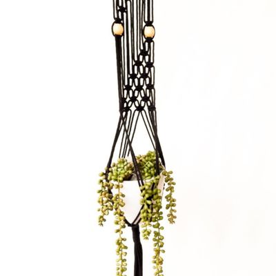 Suporte para plantas em Macramê cor preta