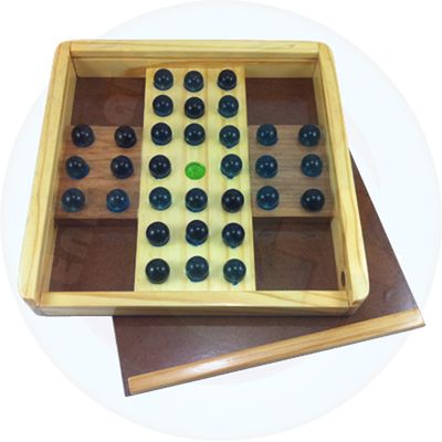JOGO RESTA UM EM MADEIRA PINUS