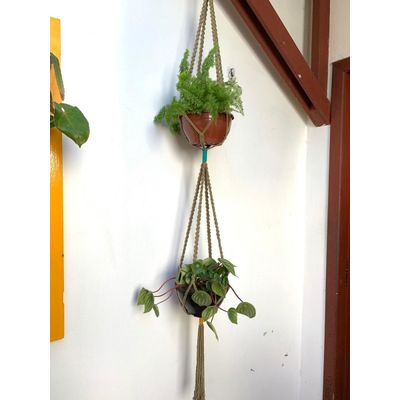Suporte para vasos DUPLO em macramê na cor Marrom