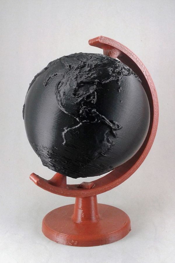 Globo terrestre decorativo feito com impressão 3D