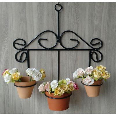 Suporte em Ferro na cor Preta Para Plantas Retro 3 Vasos