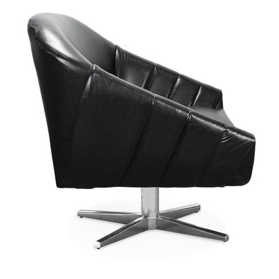 Poltrona Giratória Giovana Corano Preto Base Cromada