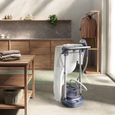 Passadeira vertical a vapor Electrolux GST10 EGS20 220V 220