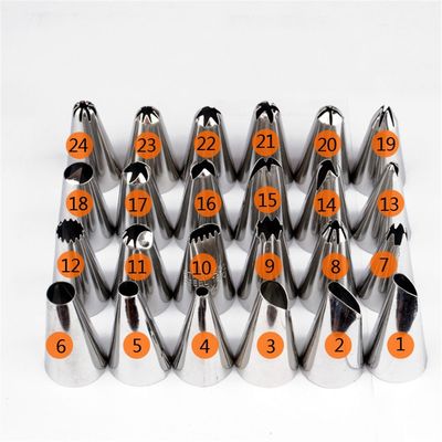 Kit com 24 Bicos de Confeitar em Inox com 01 Adaptador e 01 Caixa