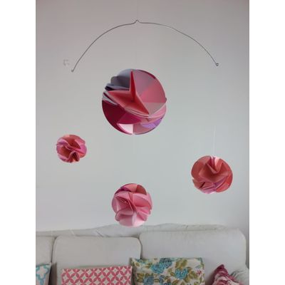 Móbile berço bebê infantil quarto bolas Rosas origami