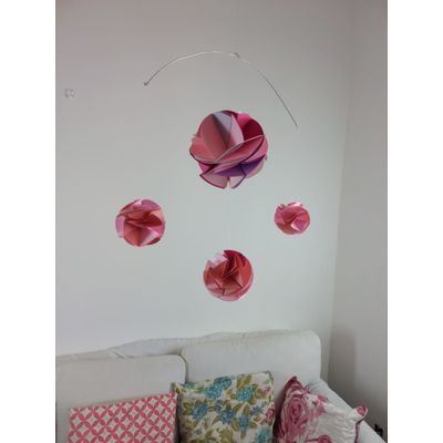 Móbile berço bebê infantil quarto bolas Rosas origami