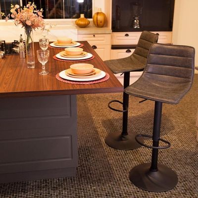 Banqueta Alta Estofada Com Encosto Alto Preto Vintage