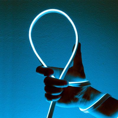 Fita De Led Neon Taschibra 8w/m Ip65 12v Cores Metro Aquamarine