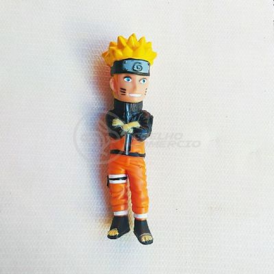 Kit Boneco Naruto 15Cm + 2 Shuriken + 1 Bandana + 2 Kunai