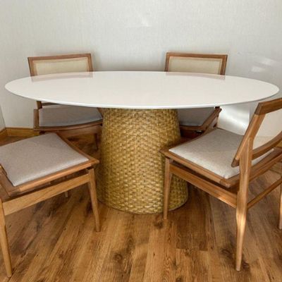 Mesa De Jantar Cone Oval 180x100 Cm Tampo Laca Branca Base Fibra Natural Cor Amarelo