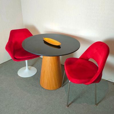 Mesa De Jantar Cone 80 Cm Base Madeira Freijó Tampo Laca + Vidro Preto