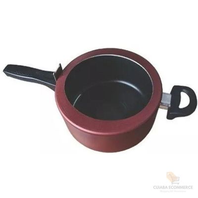 Panela Pressao Possui 4,5 Litros Para Melhorar Cozimento