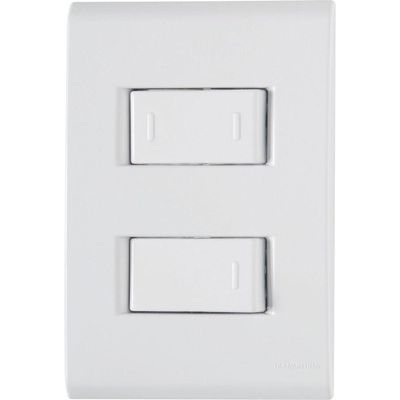 Conjunto 4x2 Com 1 Interruptor Simples 10 A 250 V E 1 Interruptor Paralelo 10 A 250 V Liz