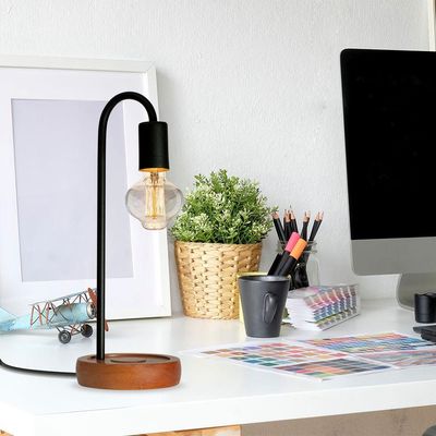 Luminária De Mesa Taschibra Flam Metal/madeira E27 Bivolt Preto