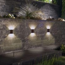 Arandela Led Taschibra Quadre Slim Ip65 Marrom Bivolt 3000k Luz Quente