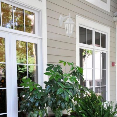 Arandela Taschibra Colonial Tlf 27 Alumínio E27 Bivolt Branco