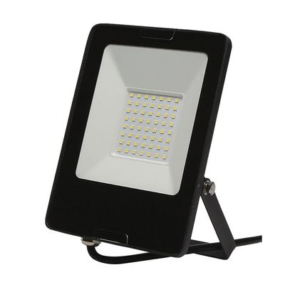 Refletor Taschibra Tr Led Profissional 50W Luz Branco Fria 6500K Preto Bivolt Bivolt