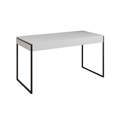 Mesa De Escritório Industrial Branca 137X53Cm Base Ferro Preto Com 1 Cadeira Branca