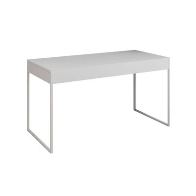 Mesa De Escritório Industrial Branca 137X53Cm Base Ferro Branco Com 1 Cadeira Preta