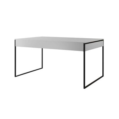 Mesa Jantar Industrial Branca 137X90Cm Base Ferro Preto Com 4 Poltronas Pretas Cor: Branco