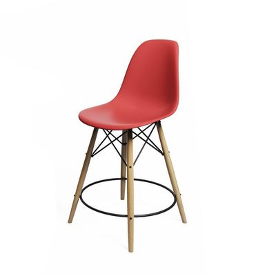 Mesa Bistrô Eames Eiffel Branca Com 2 Banquetas Vermelhas De Madeira - Cor: Branco
