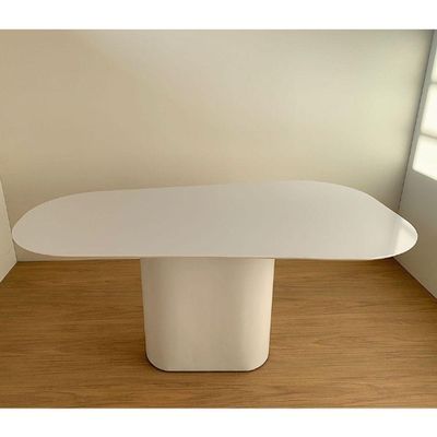 Mesa De Jantar Modelar Orgânica Laqueada 244x137