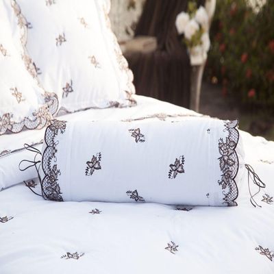 Rolo Decorativo Bordado 200 Fios Mondrean Branco 2pçs