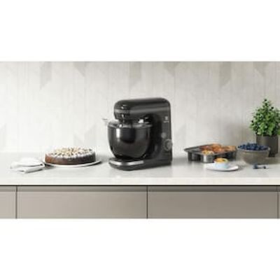 Batedeira Planetária Electrolux Experience EKM30 com 12 Velocidades + Pulse 750 W - Preta Preto / 110